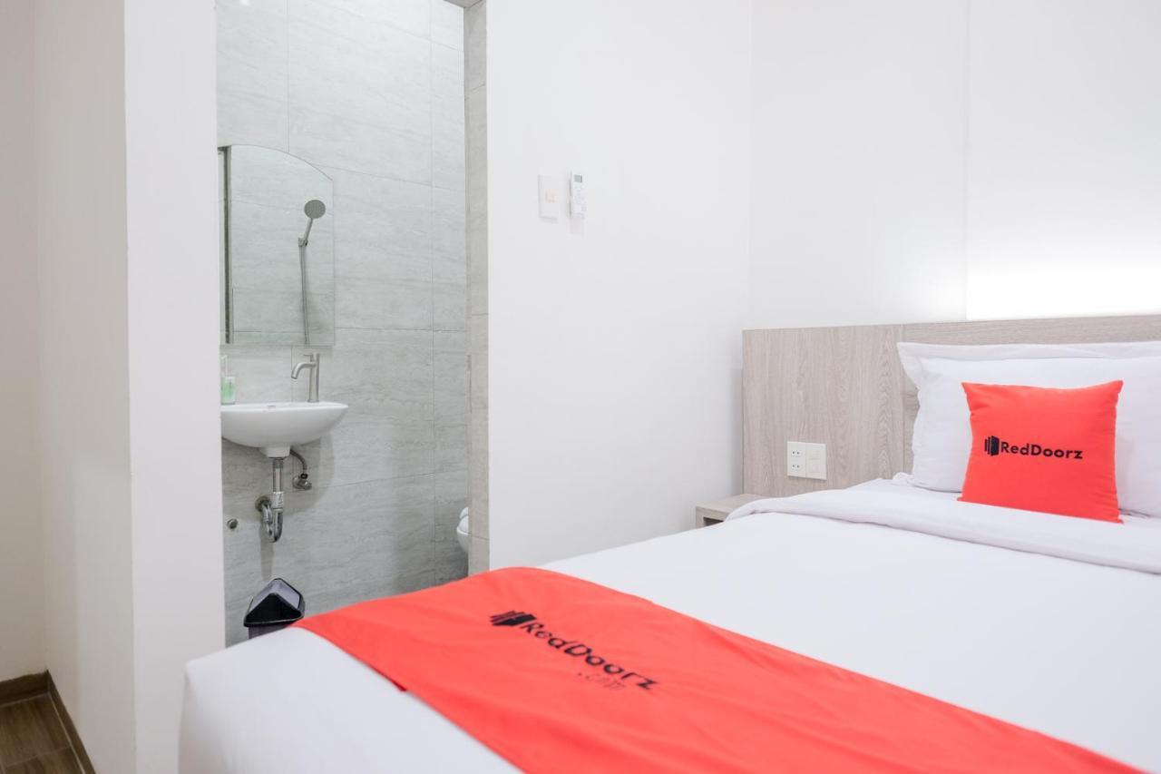 Reddoorz Plus @ Jalan Juanda Medan Buitenkant foto