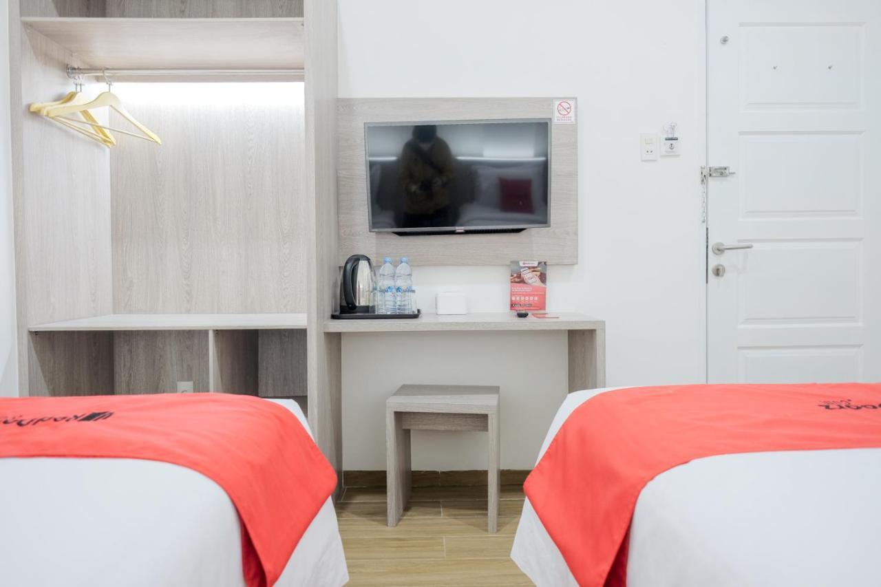 Reddoorz Plus @ Jalan Juanda Medan Buitenkant foto