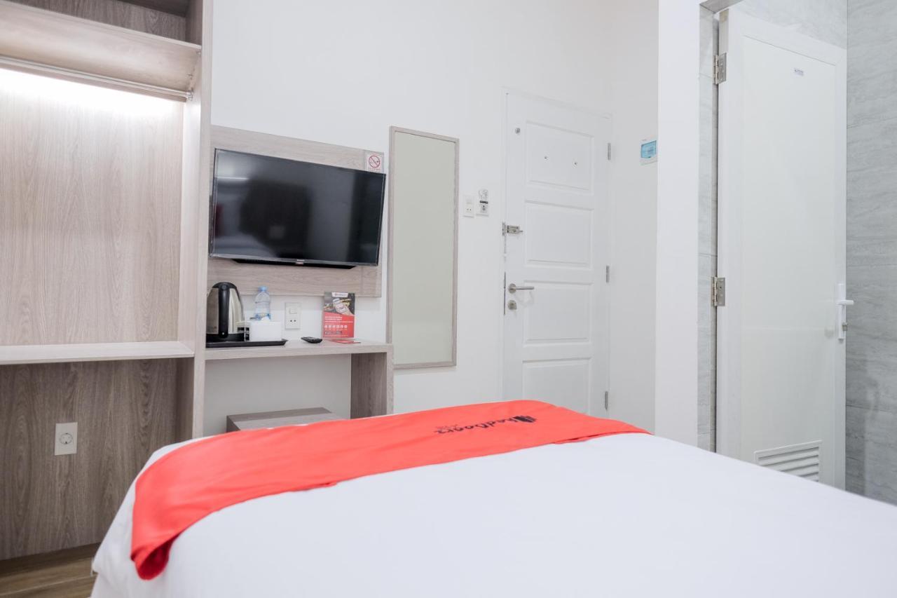 Reddoorz Plus @ Jalan Juanda Medan Buitenkant foto
